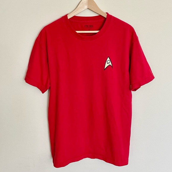 Star Trek Engineering Uniform Short Sleeve Red T Shirt Men’s size Large - Picture 1 of 4
